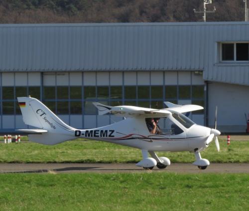 SmallAircraft-D-MEMZ-01