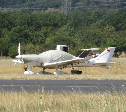 SmallAircraft-D-MFGK-01