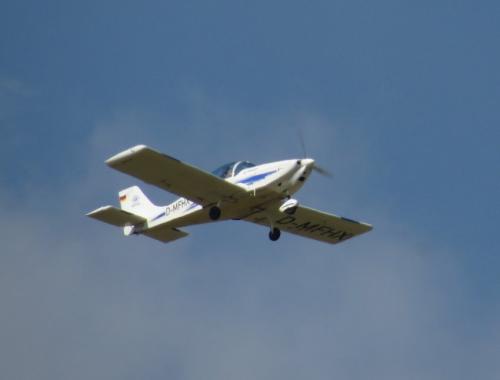 SmallAircraft-D-MFHX-04
