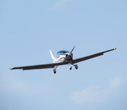 SmallAircraft-D-MFIG-02