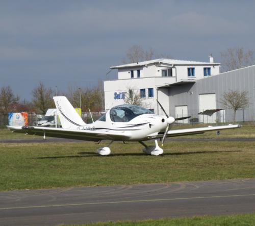 SmallAircraft-D-MFIG-05