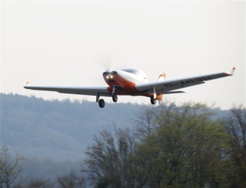 SmallAircraft-D-MIJH-05