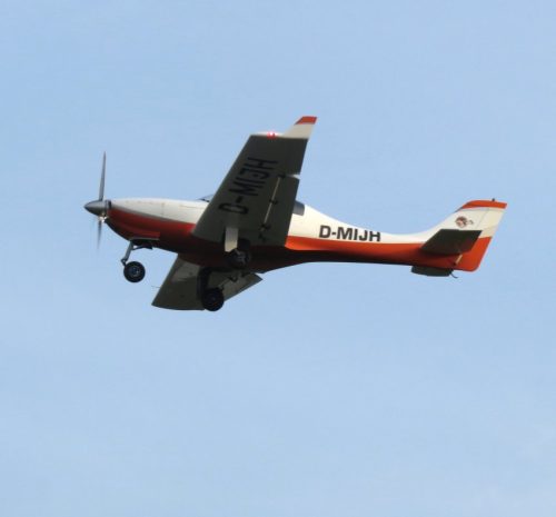 SmallAircraft-D-MIJH-06