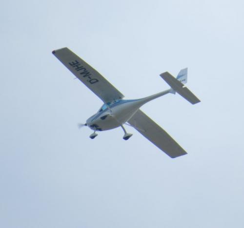 SmallAircraft-D-MJHE-03