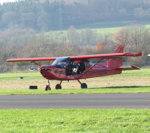 SmallAircraft-D-MJTW-01