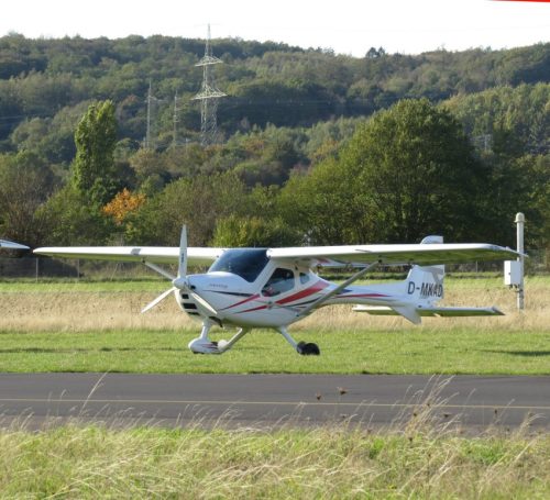 SmallAircraft-D-MKAD-01