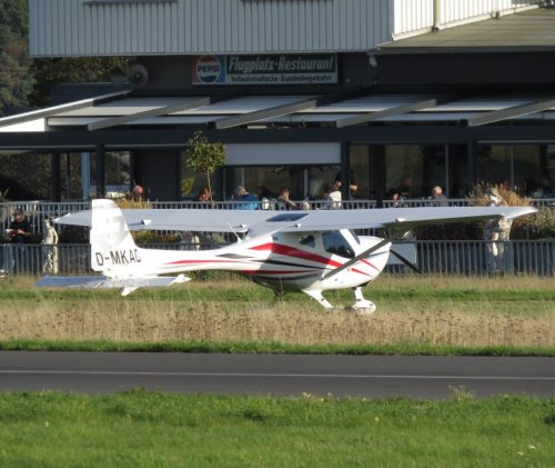SmallAircraft-D-MKAD-02