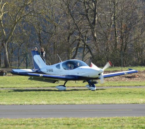 SmallAircraft-D-MKRE-02