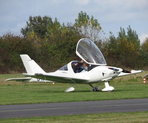 SmallAircraft-D-MKTT-03