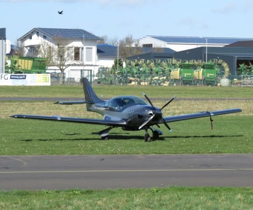 SmallAircraft-D-MKUC-01