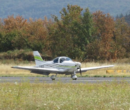 SmallAircraft-D-MLFV-01