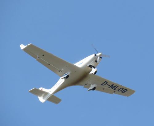 SmallAircraft-D-MLOB-04