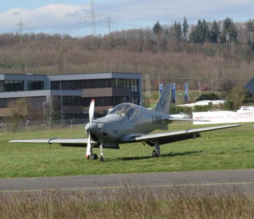SmallAircraft-D-MMBF-03