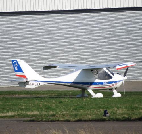 SmallAircraft-D-MMDD-01