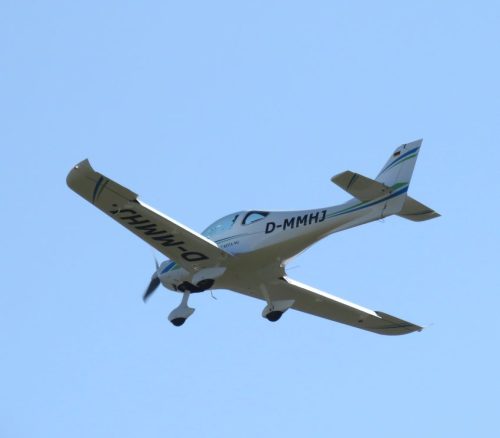 SmallAircraft-D-MMHJ-03