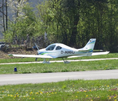 SmallAircraft-D-MMHJ-04