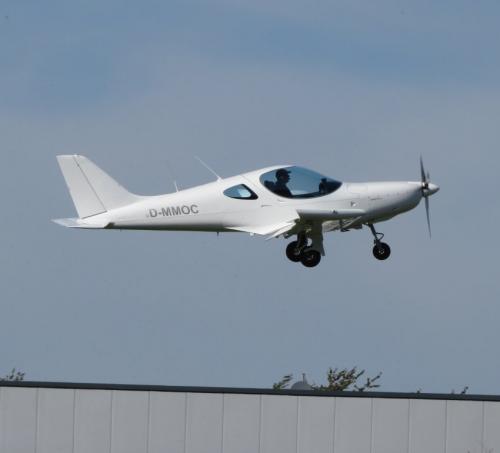 SmallAircraft-D-MMOC-03
