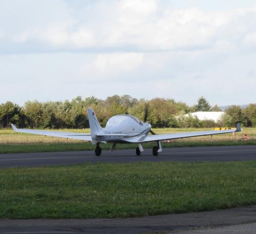 SmallAircraft-D-MMUK-03