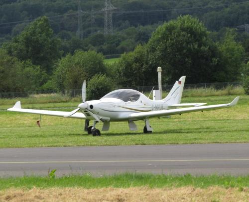 SmallAircraft-D-MMUK-05