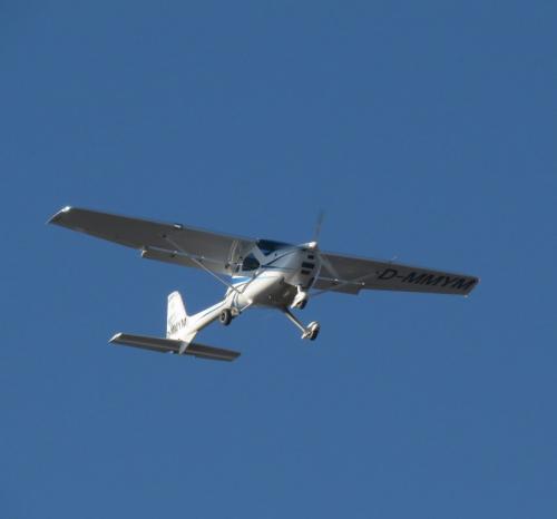 SmallAircraft-D-MMYM-04