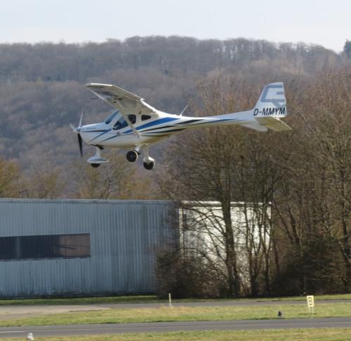 SmallAircraft-D-MMYM-07