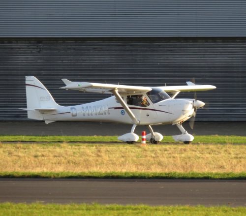 SmallAircraft-D-MMZH-02