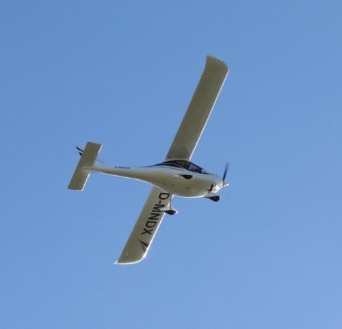 SmallAircraft-D-MNDX-03
