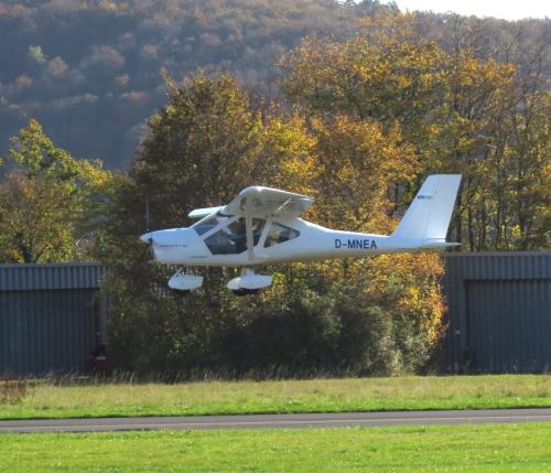 SmallAircraft-D-MNEA-02
