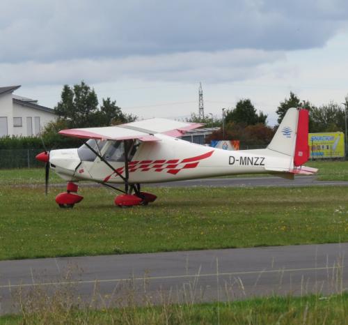 SmallAircraft-D-MNZZ-04
