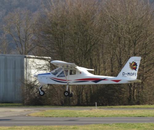 SmallAircraft-D-MOFI-01