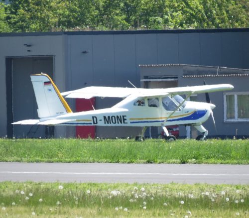 SmallAircraft-D-MONE-01