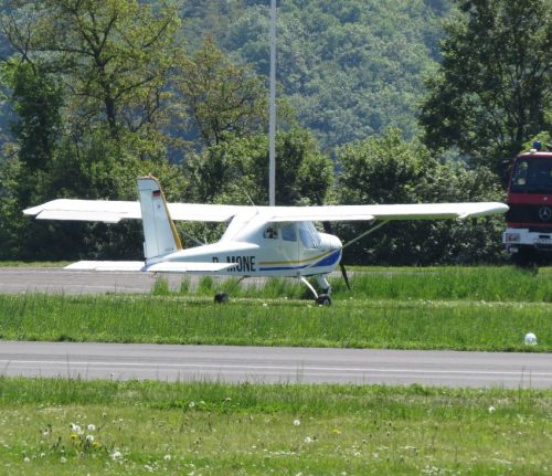 SmallAircraft-D-MONE-02