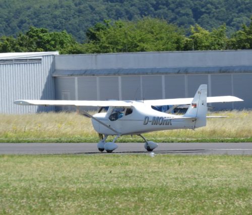 SmallAircraft-D-MONK-02