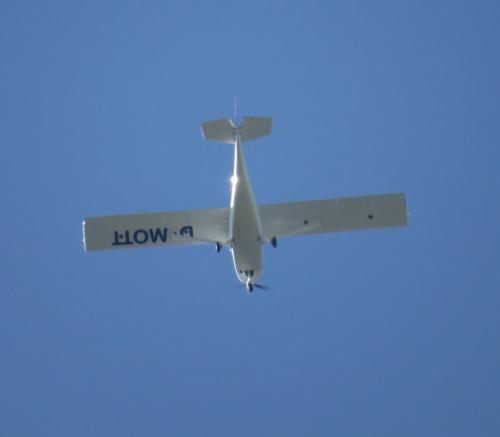 SmallAircraft-D-MOTT-01
