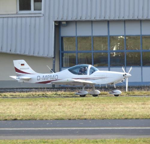 SmallAircraft-D-MPMO-06