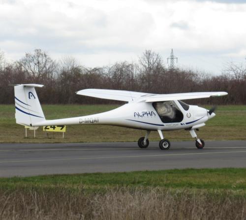 SmallAircraft-D-MQAT-04
