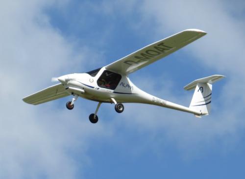 SmallAircraft-D-MQAT-08