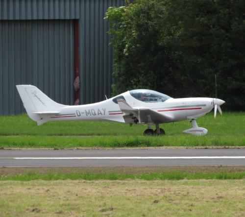 SmallAircraft-D-MQAY-04