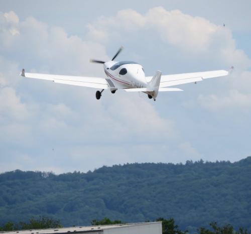 SmallAircraft-D-MQAY-05