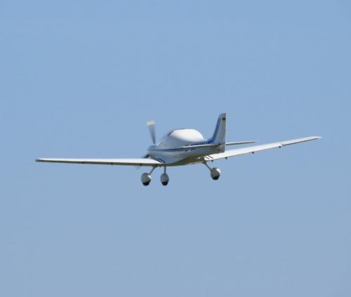 SmallAircraft-D-MRMH-04