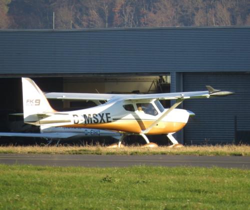 SmallAircraft-D-MSXE-02