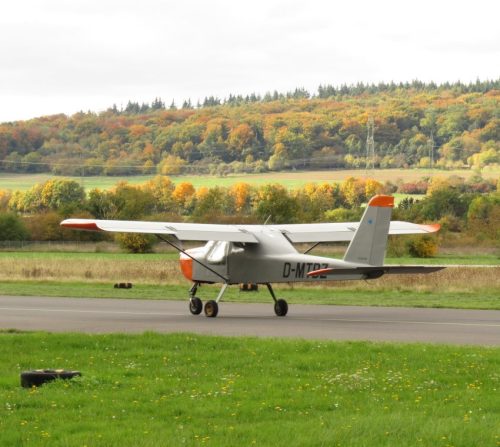 SmallAircraft-D-MTBZ-04