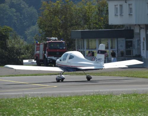 SmallAircraft-D-MTEH-02