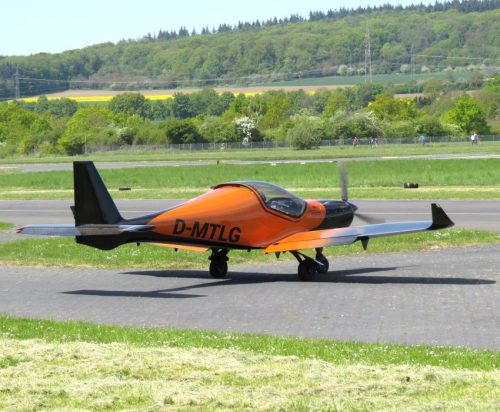 SmallAircraft-D-MTLG-07