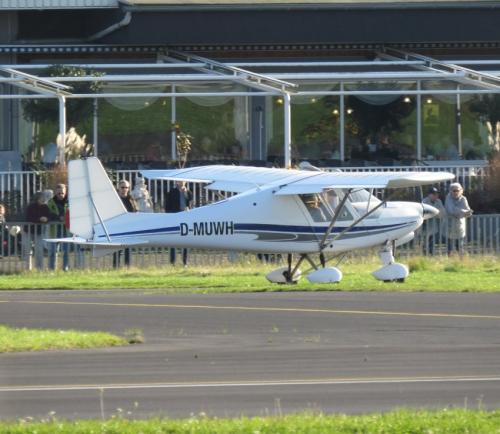 SmallAircraft-D-MUWH-03