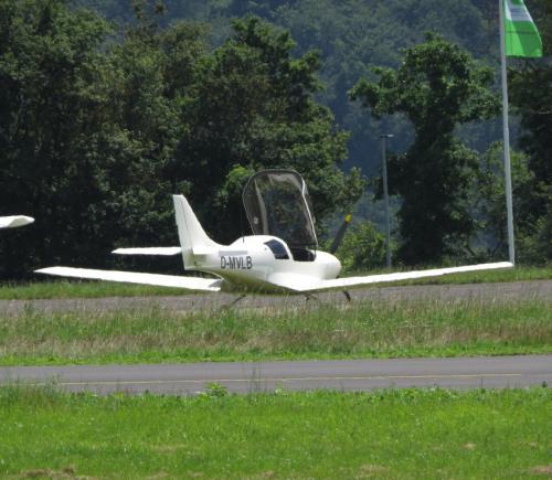 SmallAircraft-D-MVLB-03
