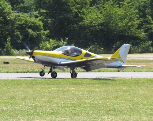 SmallAircraft-D-MWBY-02