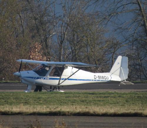 SmallAircraft-D-MWDJ-03