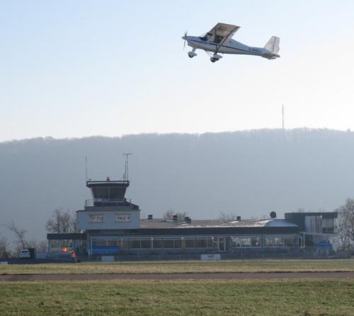 SmallAircraft-D-MWDJ-04