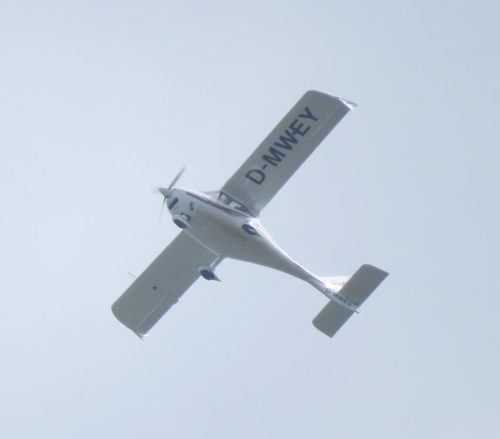 SmallAircraft-D-MWEY-01